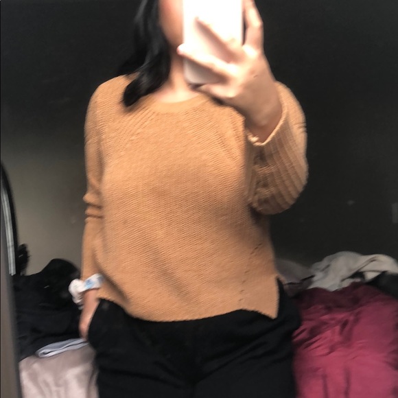 H&M cute fall sweater! - Picture 2 of 4